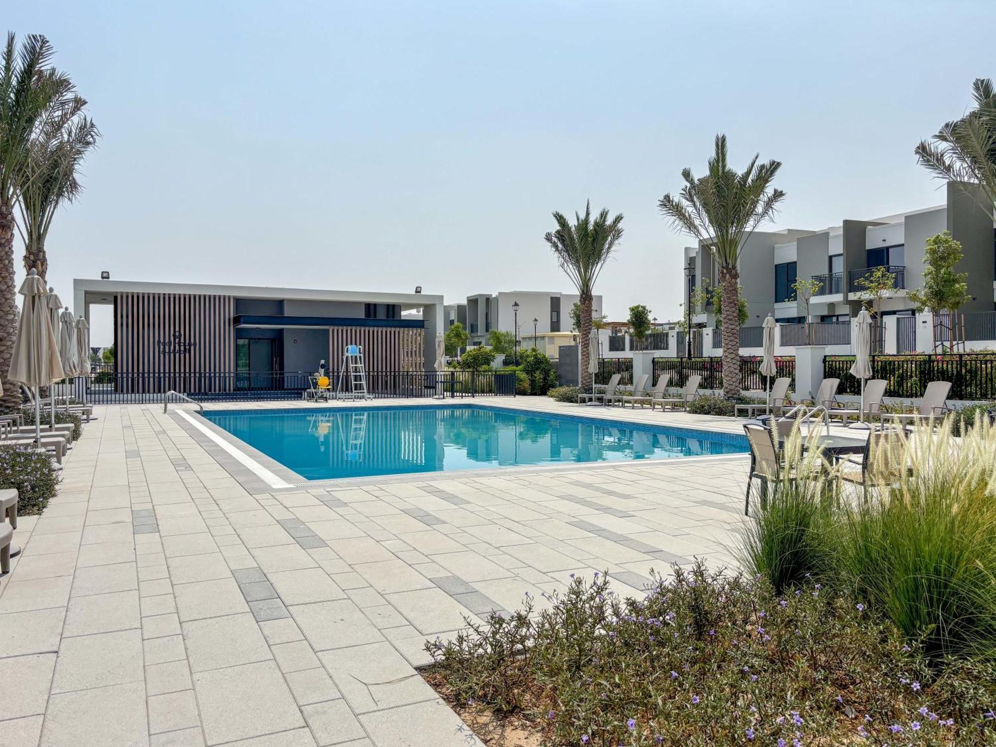Frank Porter - La Rosa 6 Dubai Eksteriør billede